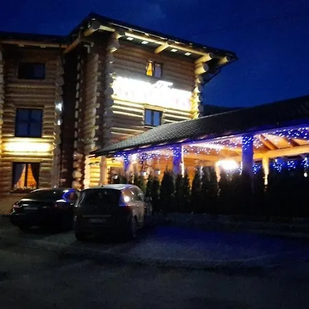 Szálloda Berloga Pylypets *